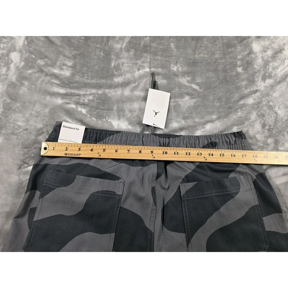 NWT Jordan Grey‎ Camo Essentials Chicago Cotton Canvas Pants Men's Large